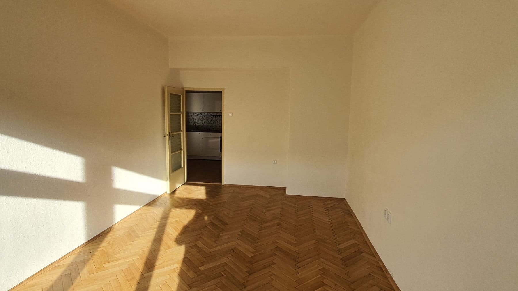 Prenájom bytu 2-izbový 54 m², Vršovická, Praha, Praha Prenájom bytu 2-izbový 54 m², Vršovická, Praha, Praha
