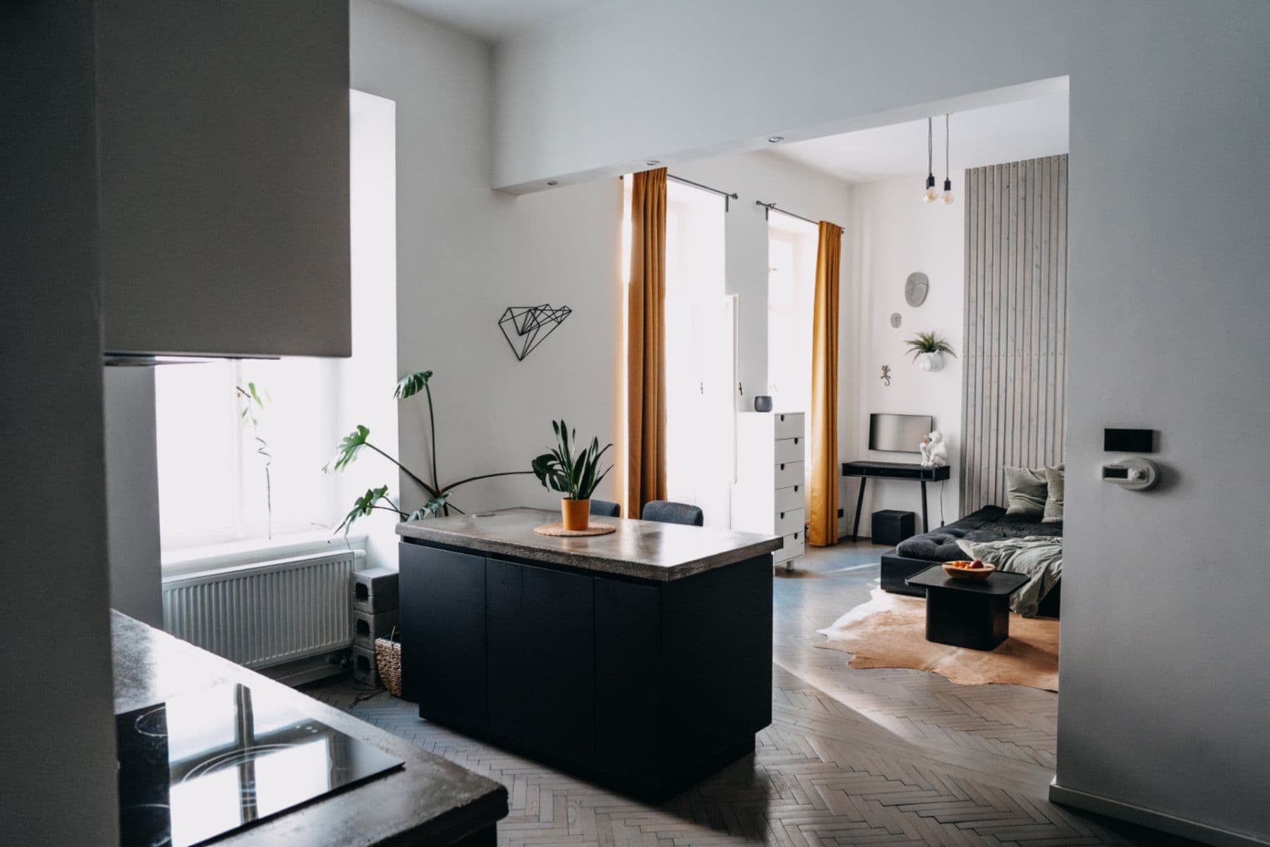 Prenájom bytu Garsoniéra 47 m², Tolstého, Litoměřice, Ústecký kraj Prenájom bytu Garsoniéra 47 m², Tolstého, Litoměřice, Ústecký kraj