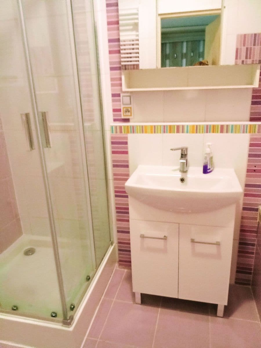 Prenájom bytu 2-izbový 49 m², Bystrická, Pezinok, Bratislavský kraj Prenájom bytu 2-izbový 49 m², Bystrická, Pezinok, Bratislavský kraj
