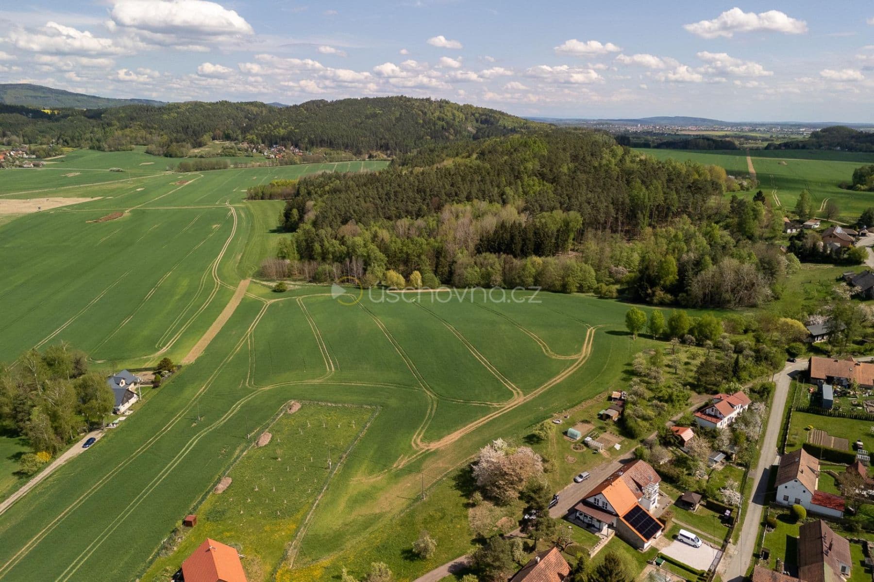 Predaj pozemku 1.900 m², Samšina, Královéhradecký kraj Predaj pozemku 1.900 m², Samšina, Královéhradecký kraj
