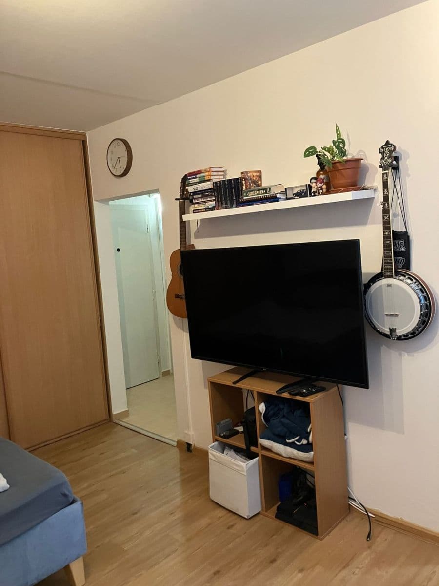 Prenájom bytu 1-izbový 32 m², Benkova, Praha, Praha Prenájom bytu 1-izbový 32 m², Benkova, Praha, Praha