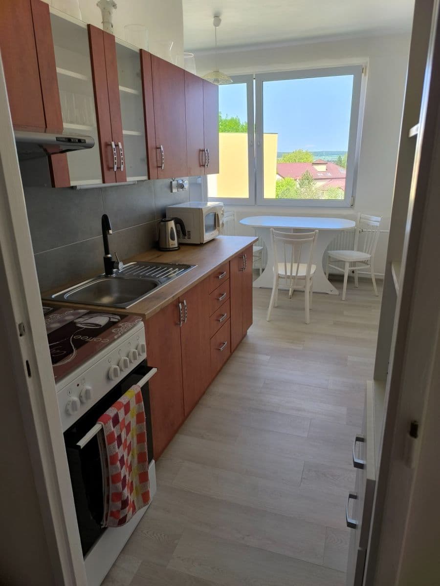 Prenájom bytu 3-izbový 72 m², Libušina, Bechyně, Jihočeský kraj Prenájom bytu 3-izbový 72 m², Libušina, Bechyně, Jihočeský kraj