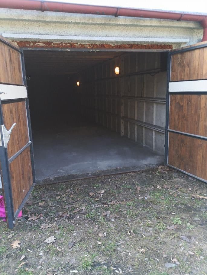 Predaj garáže 36 m², Postřižínská, Praha, Praha Predaj garáže 36 m², Postřižínská, Praha, Praha