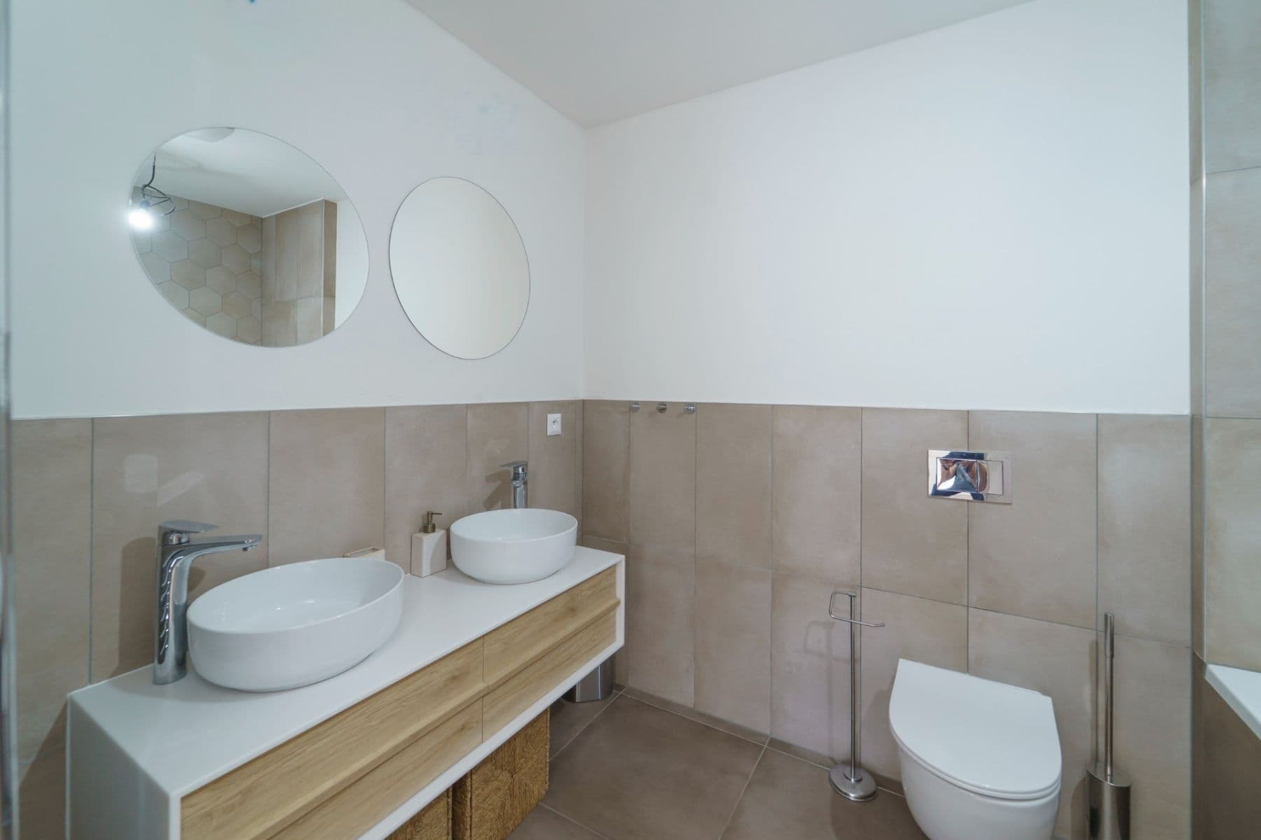 Predaj domu 134 m², pozemok 268 m², Pivovarská, Vysoký Újezd, Středočeský kraj Predaj domu 134 m², pozemok 268 m², Pivovarská, Vysoký Újezd, Středočeský kraj
