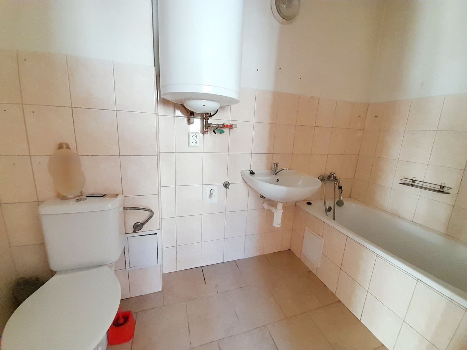 Prenájom bytu 3-izbový 74 m², Údolní, Desná, Liberecký kraj Prenájom bytu 3-izbový 74 m², Údolní, Desná, Liberecký kraj
