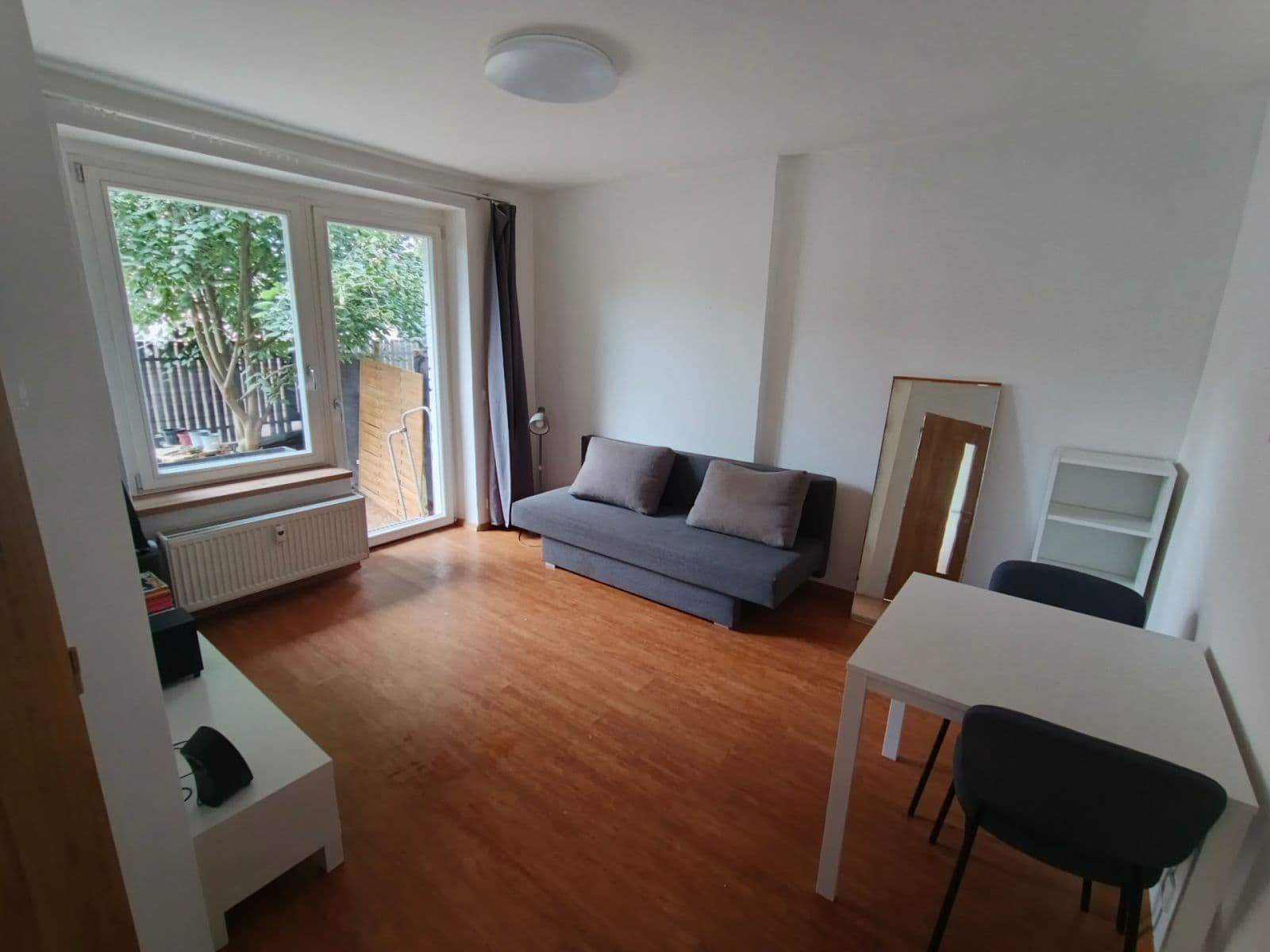 Prenájom bytu 2-izbový 32 m², Souběžná, Hostivice, Středočeský kraj Prenájom bytu 2-izbový 32 m², Souběžná, Hostivice, Středočeský kraj