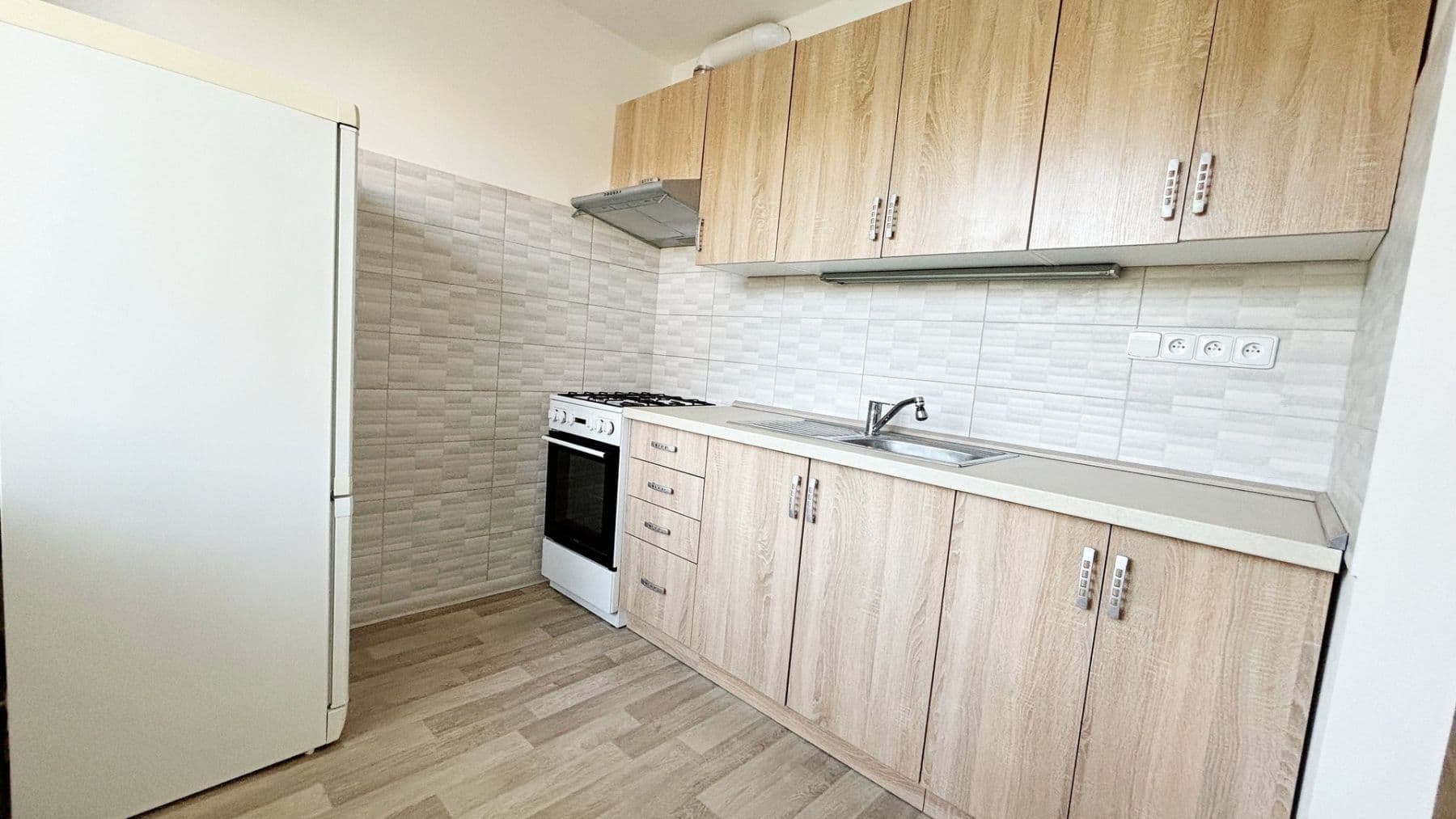 Prenájom bytu 3-izbový 68 m², Janouškova, Praha, Praha Prenájom bytu 3-izbový 68 m², Janouškova, Praha, Praha
