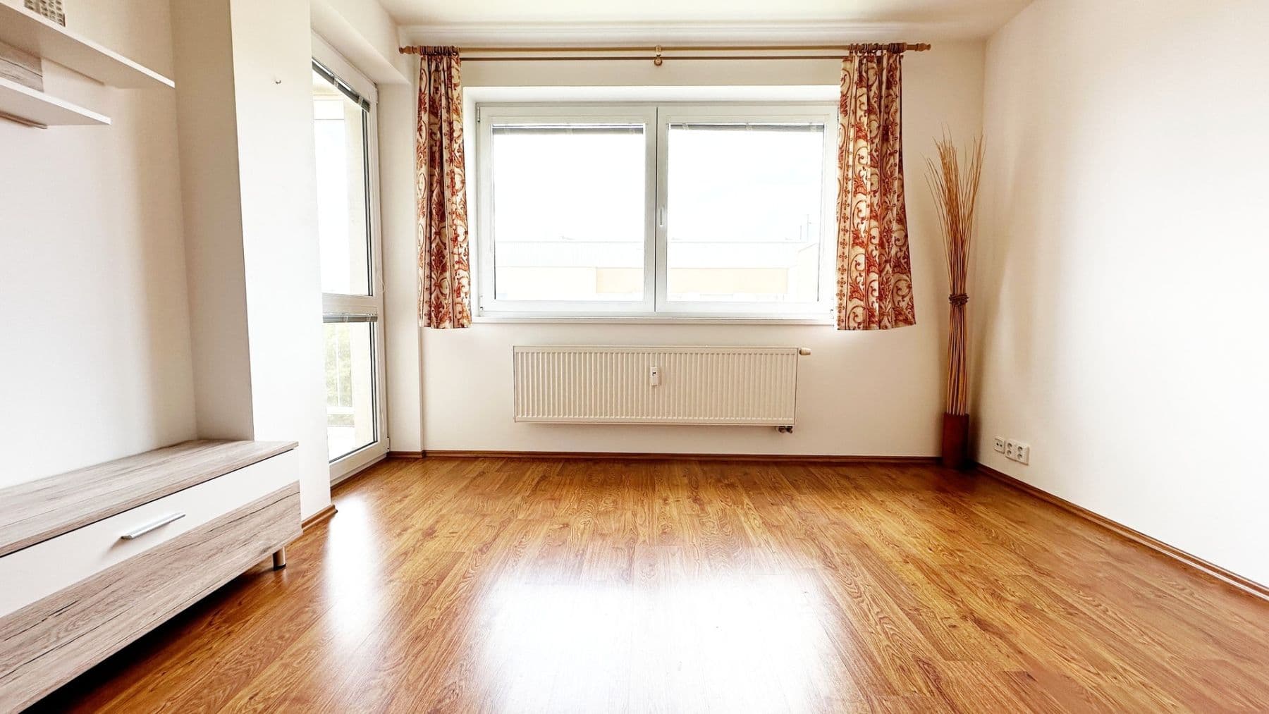 Prenájom bytu 2-izbový 60 m², Kozinova, Poděbrady, Středočeský kraj Prenájom bytu 2-izbový 60 m², Kozinova, Poděbrady, Středočeský kraj