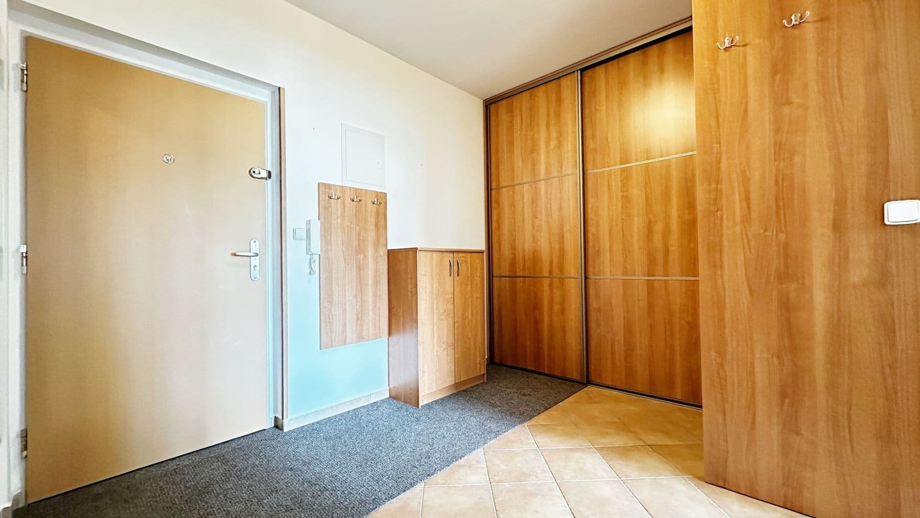 Prenájom bytu 2-izbový 60 m², Kozinova, Poděbrady, Středočeský kraj Prenájom bytu 2-izbový 60 m², Kozinova, Poděbrady, Středočeský kraj