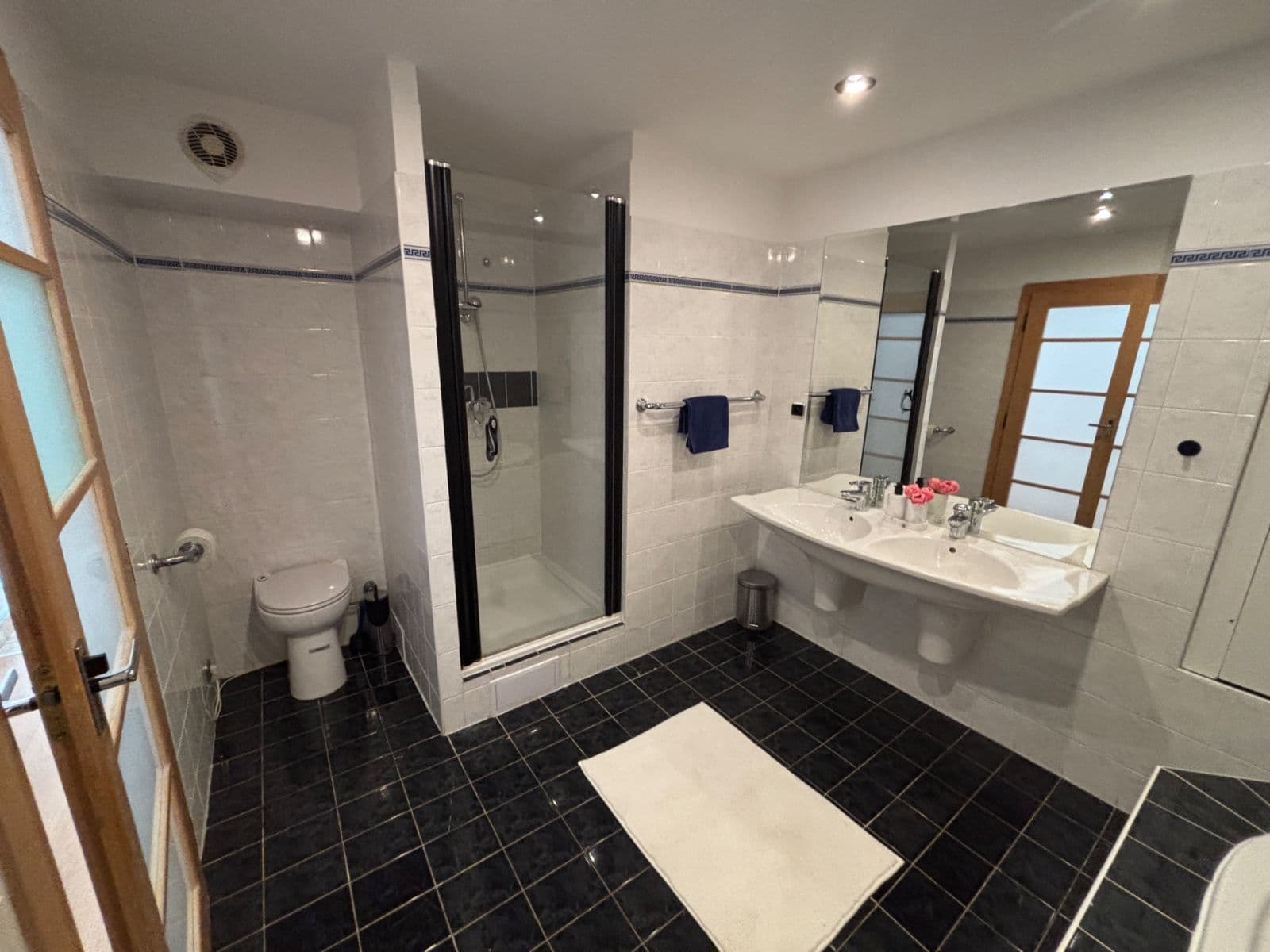 Predaj bytu 2-izbový 106 m², Navrátilova, Praha, Praha Predaj bytu 2-izbový 106 m², Navrátilova, Praha, Praha