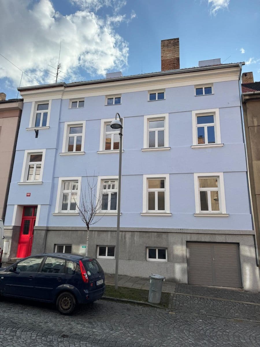 Predaj bytu 4-izbový 124 m², Otakara Ševčíka, Písek, Jihočeský kraj Predaj bytu 4-izbový 124 m², Otakara Ševčíka, Písek, Jihočeský kraj