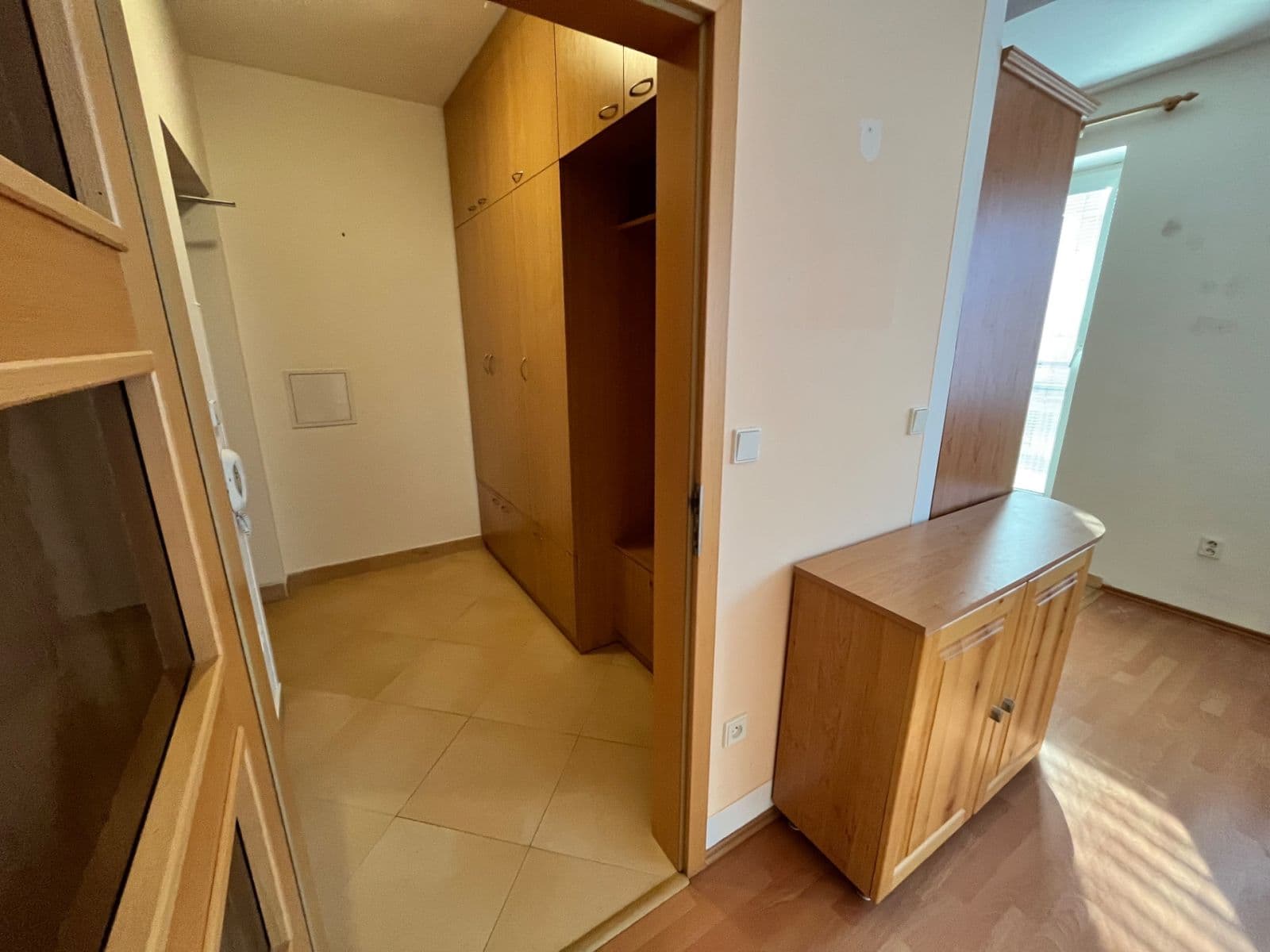 Prenájom bytu 2-izbový 70 m², Vrchlického, Jihlava, Kraj Vysočina Prenájom bytu 2-izbový 70 m², Vrchlického, Jihlava, Kraj Vysočina