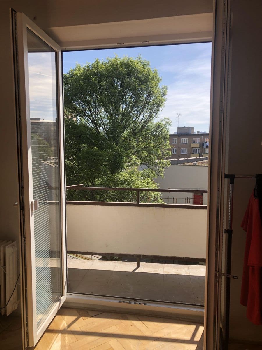 Prenájom bytu 1-izbový 35 m², Merhautova, Brno, Jihomoravský kraj Prenájom bytu 1-izbový 35 m², Merhautova, Brno, Jihomoravský kraj