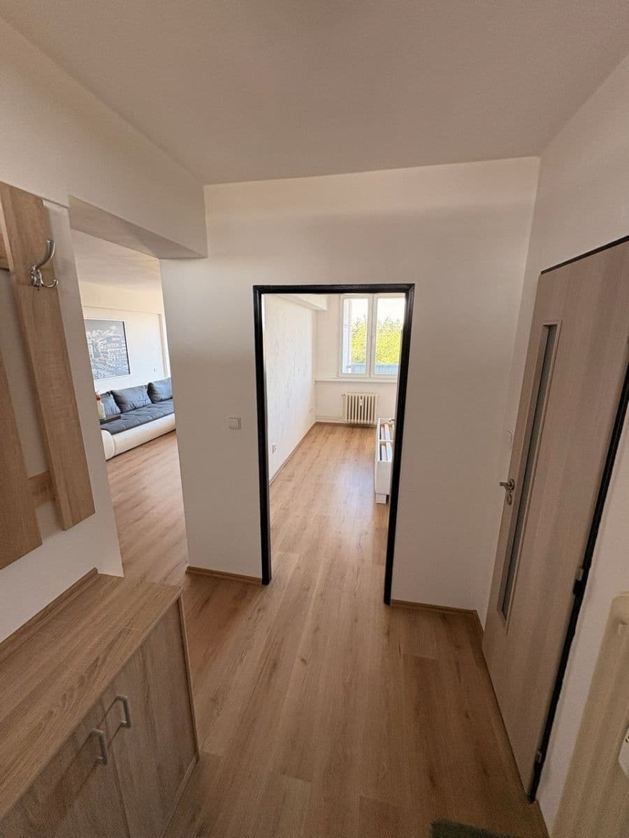 Prenájom bytu 2-izbový 47 m², Moskevská, Kladno, Středočeský kraj Prenájom bytu 2-izbový 47 m², Moskevská, Kladno, Středočeský kraj