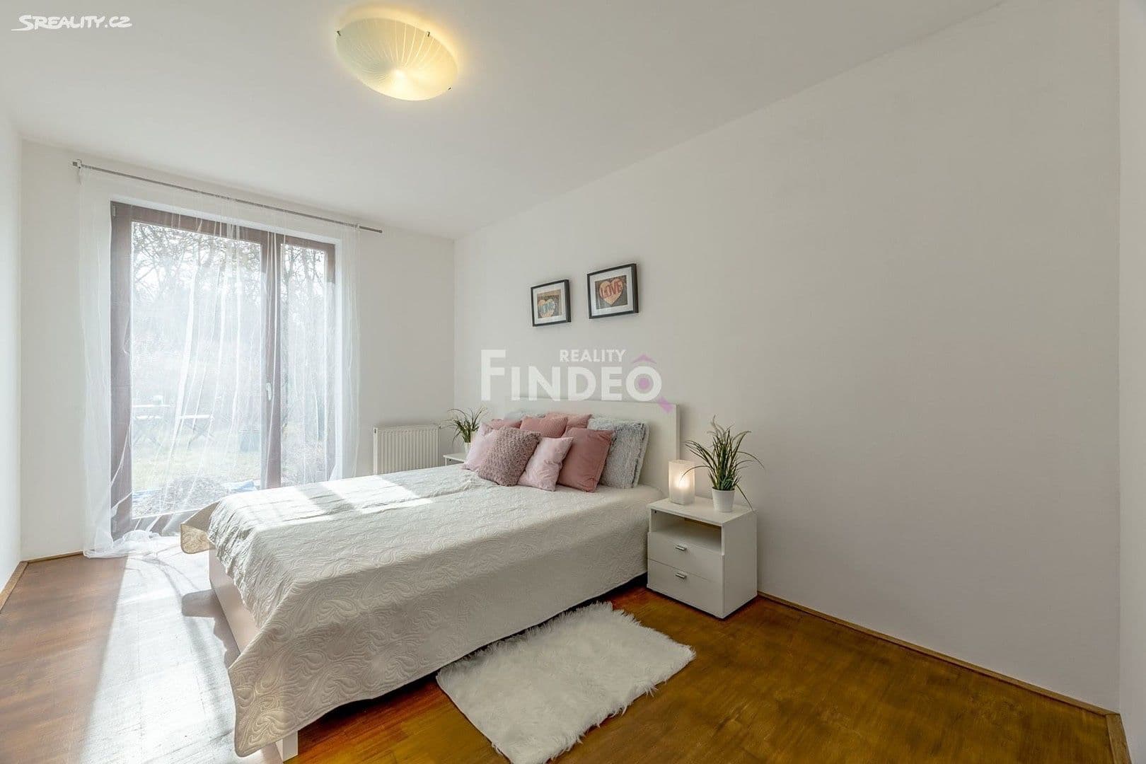 Prenájom bytu 2-izbový 59 m², Na Srážku, Praha, Praha Prenájom bytu 2-izbový 59 m², Na Srážku, Praha, Praha