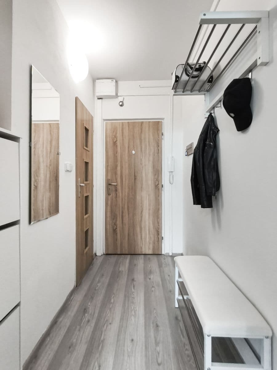 Prenájom bytu 1-izbový 25 m², Střížkovská, Praha, Praha Prenájom bytu 1-izbový 25 m², Střížkovská, Praha, Praha