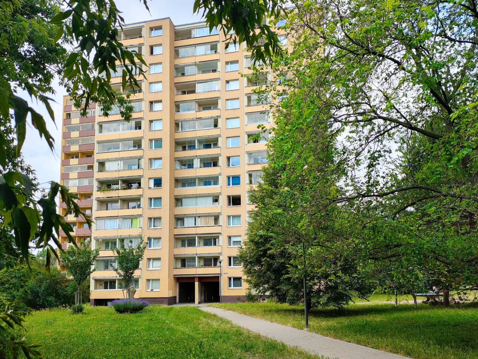 Prenájom bytu 1-izbový 25 m², Střížkovská, Praha, Praha Prenájom bytu 1-izbový 25 m², Střížkovská, Praha, Praha