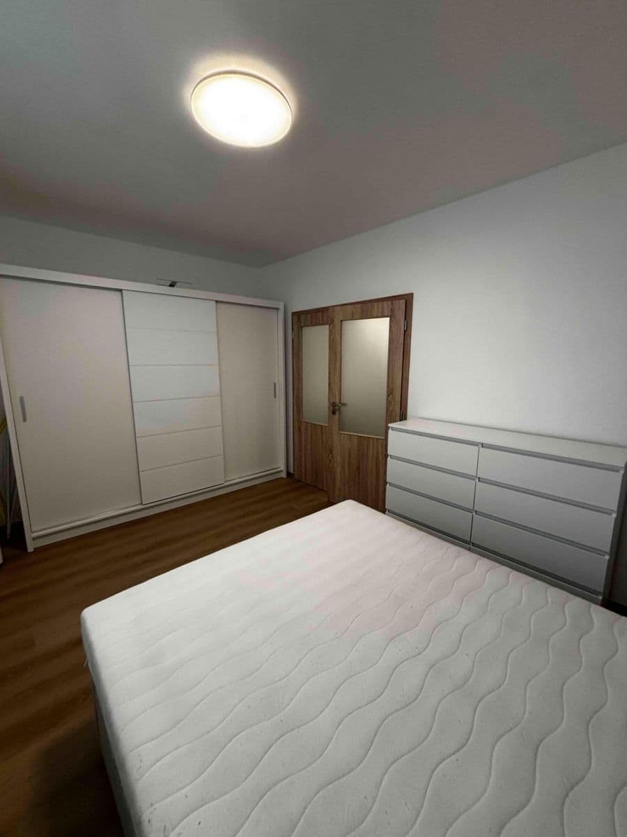 Prenájom bytu 2-izbový 48 m², Sudoměřská, Praha, Praha Prenájom bytu 2-izbový 48 m², Sudoměřská, Praha, Praha