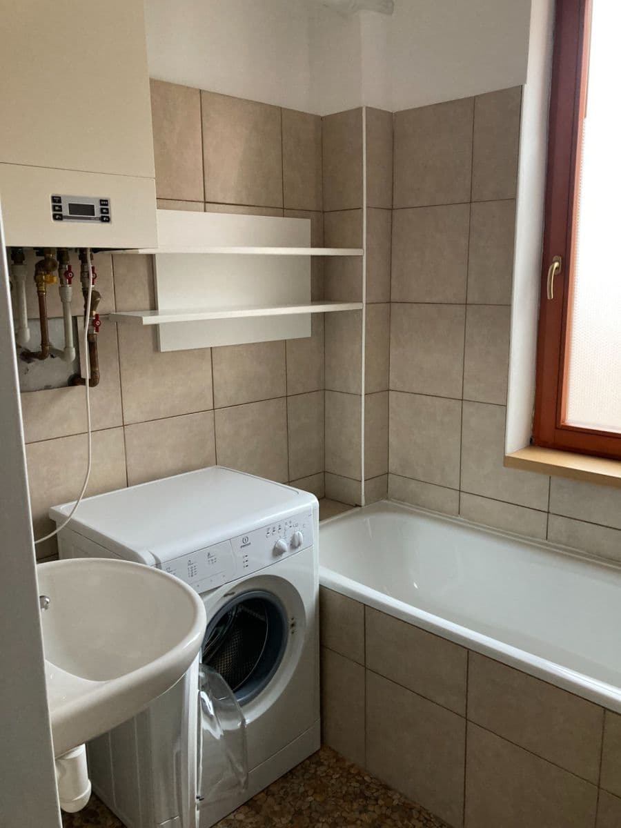 Prenájom bytu 2-izbový 50 m², Velizská, Zdice, Středočeský kraj Prenájom bytu 2-izbový 50 m², Velizská, Zdice, Středočeský kraj