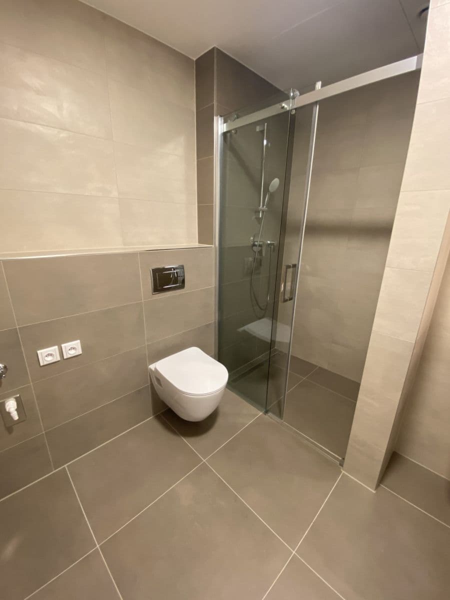 Prenájom bytu 1-izbový 33 m², Nebřenická, Praha, Praha Prenájom bytu 1-izbový 33 m², Nebřenická, Praha, Praha