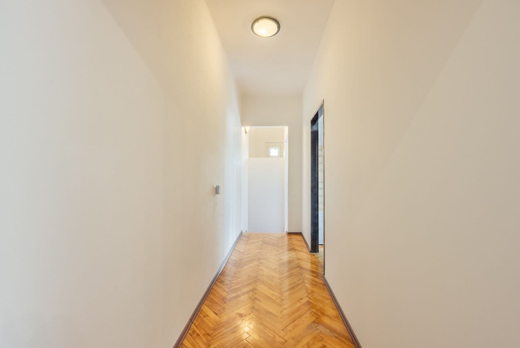 Prenájom domu 117 m², pozemek 400 m², Mečovská, Praha, Praha Prenájom domu 117 m², pozemek 400 m², Mečovská, Praha, Praha
