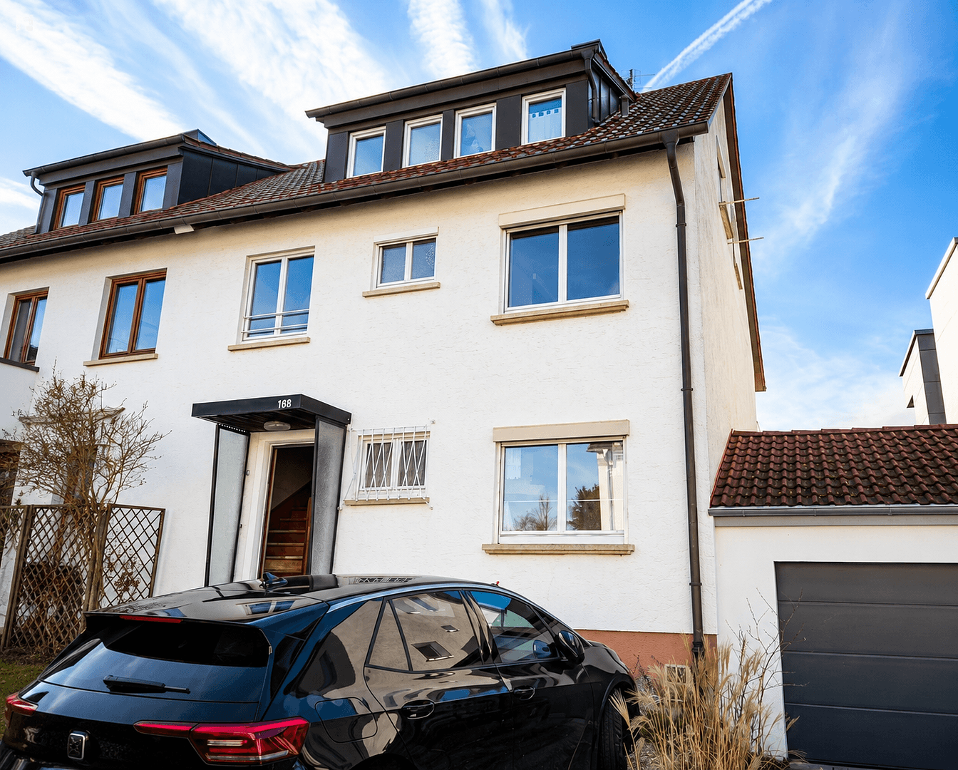 Predaj domu 167 m², pozemek 230 m², Stuttgart, Bádensko-Wurttembersko Predaj domu 167 m², pozemek 230 m², Stuttgart, Bádensko-Wurttembersko