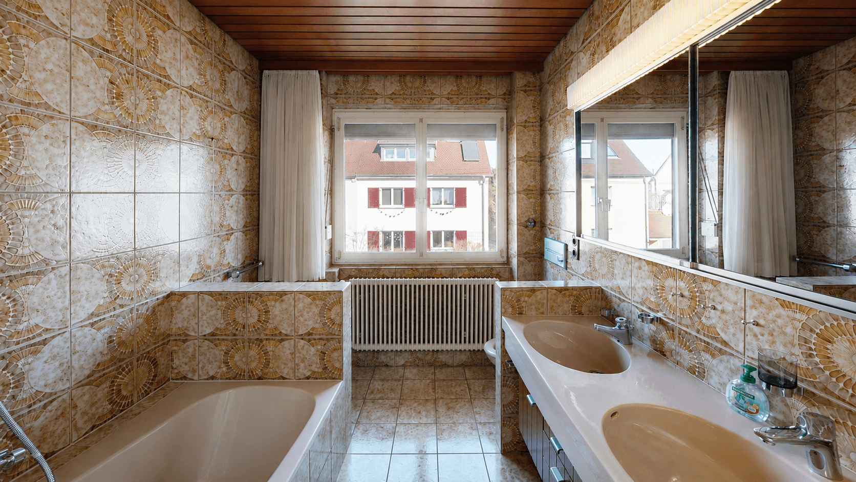 Predaj domu 167 m², pozemek 230 m², Stuttgart, Bádensko-Wurttembersko Predaj domu 167 m², pozemek 230 m², Stuttgart, Bádensko-Wurttembersko