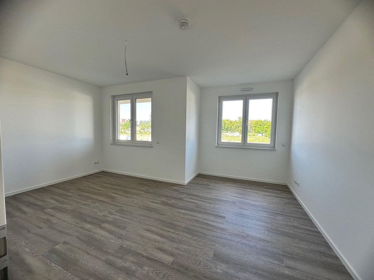 Prenájom bytu 4-izbový 103 m², Regener Straße 65, Berlin, Berlín Prenájom bytu 4-izbový 103 m², Regener Straße 65, Berlin, Berlín