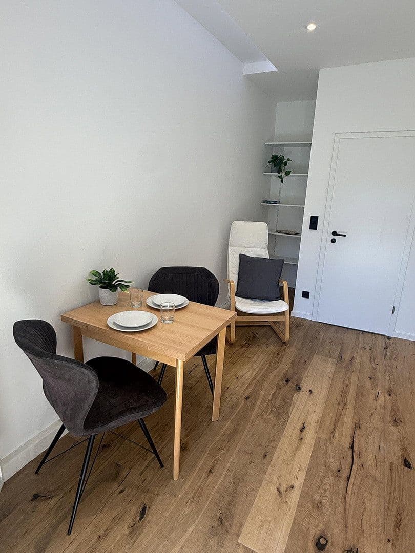Prenájom bytu 3-izbový 58 m², Pfälzerstraße 56, Nürnberg, Bavorsko Prenájom bytu 3-izbový 58 m², Pfälzerstraße 56, Nürnberg, Bavorsko