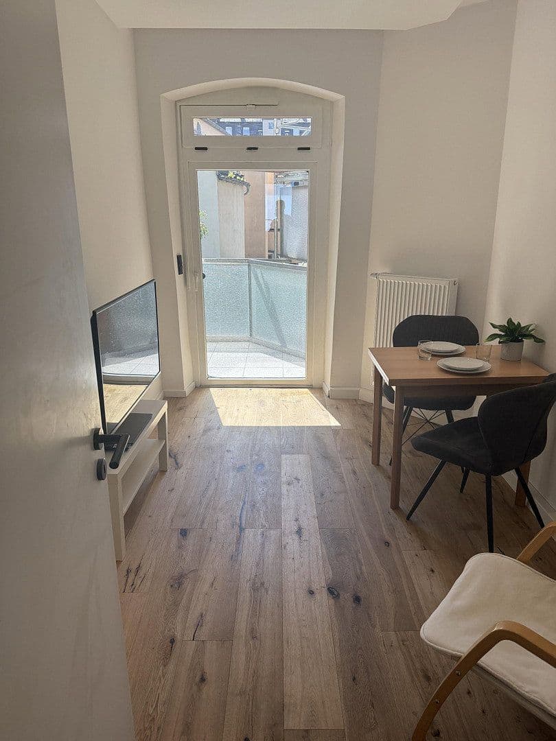 Prenájom bytu 3-izbový 58 m², Pfälzerstraße 56, Nürnberg, Bavorsko Prenájom bytu 3-izbový 58 m², Pfälzerstraße 56, Nürnberg, Bavorsko