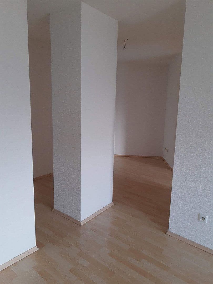 Prenájom bytu 2-izbový 66 m², Landau, Porýnie-Falcko Prenájom bytu 2-izbový 66 m², Landau, Porýnie-Falcko