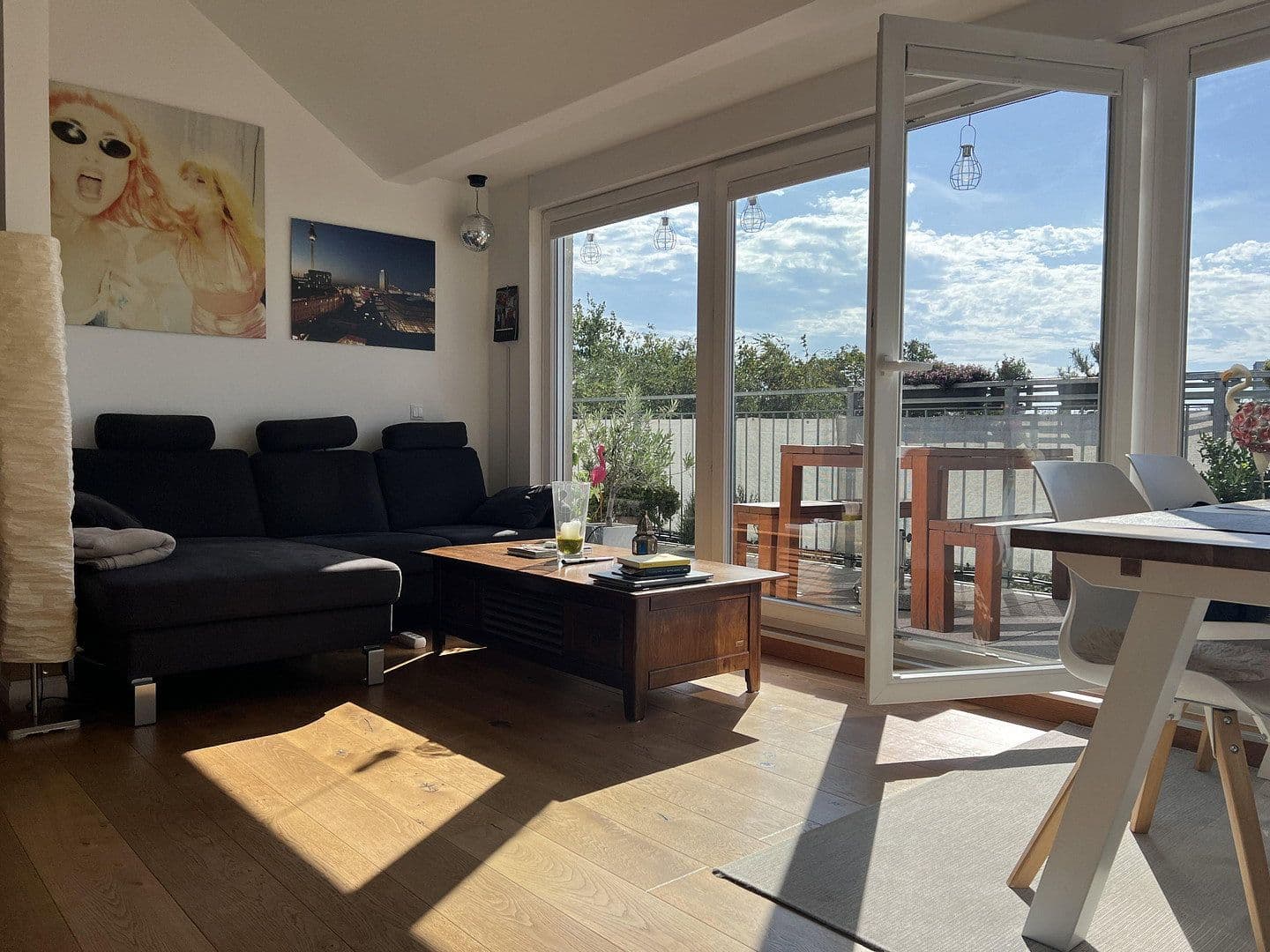 Predaj bytu 3-izbový 74 m², Berlin, Berlín Predaj bytu 3-izbový 74 m², Berlin, Berlín