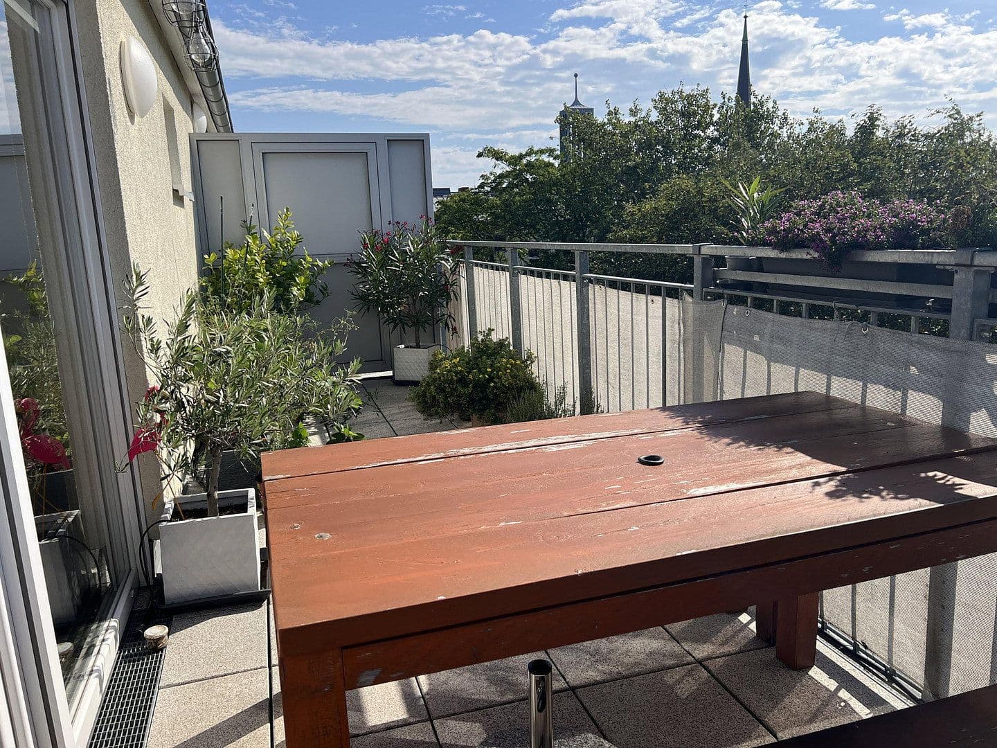 Predaj bytu 3-izbový 74 m², Berlin, Berlín Predaj bytu 3-izbový 74 m², Berlin, Berlín