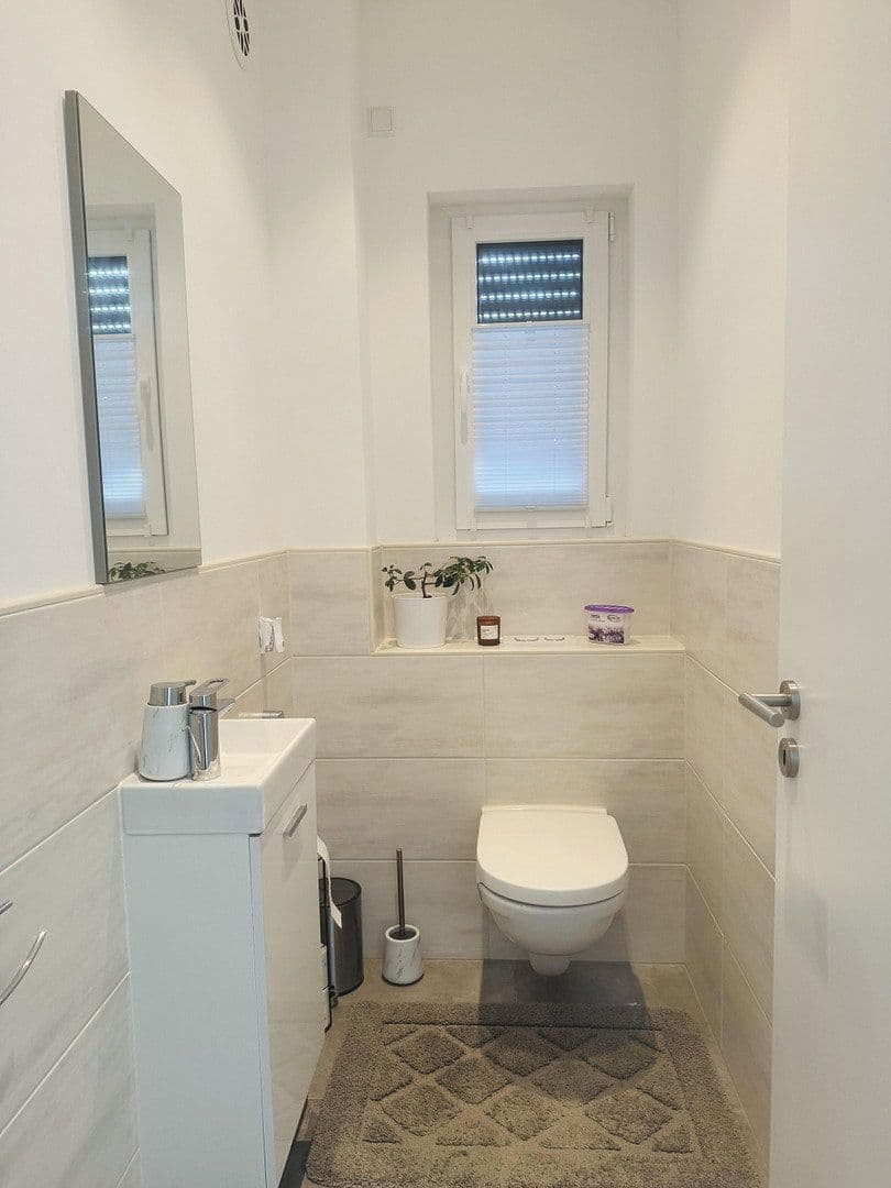 Predaj domu 121 m², pozemek 664 m², Geisingen, Bádensko-Wurttembersko Predaj domu 121 m², pozemek 664 m², Geisingen, Bádensko-Wurttembersko