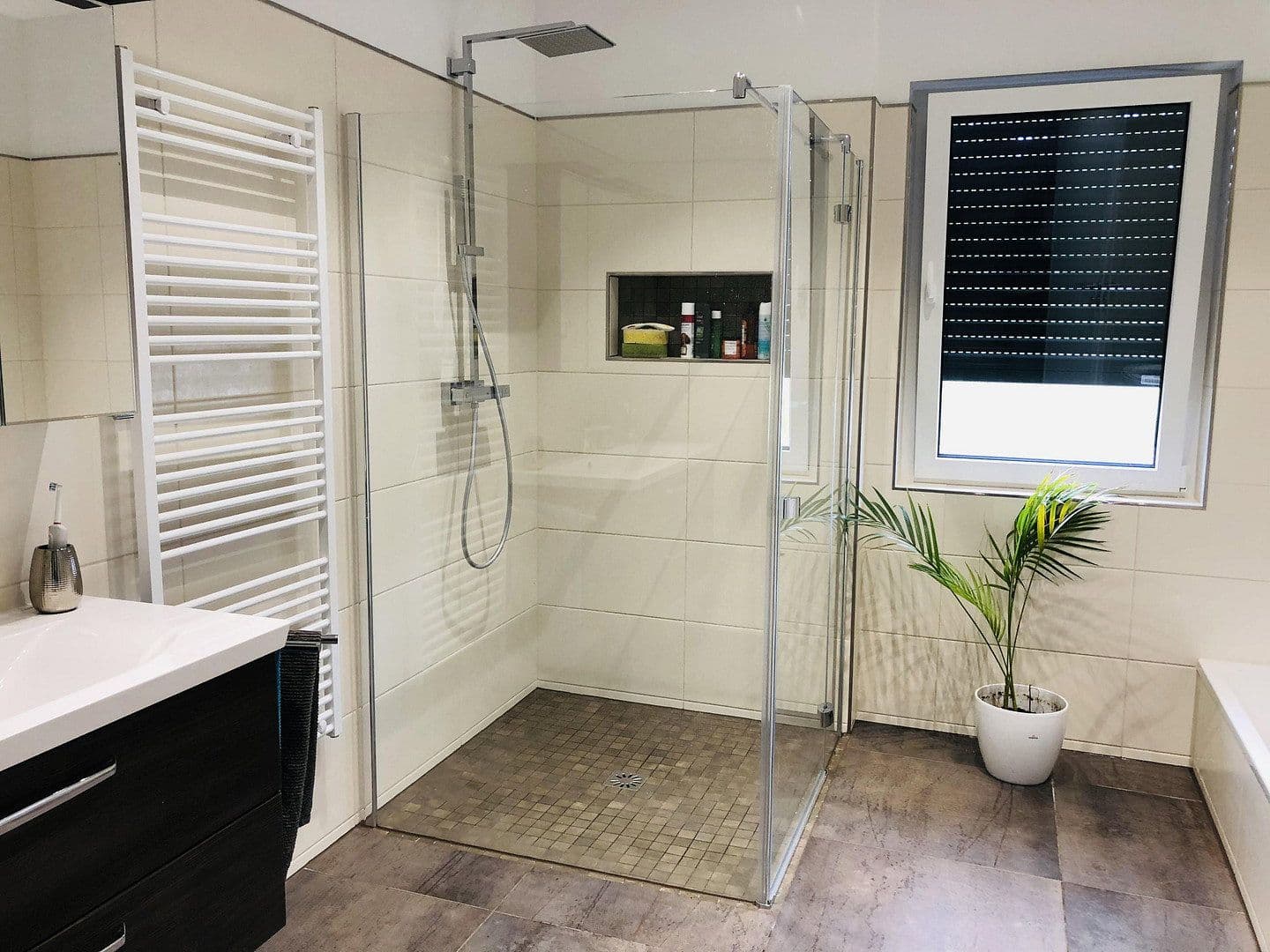 Predaj domu 121 m², pozemek 664 m², Geisingen, Bádensko-Wurttembersko Predaj domu 121 m², pozemek 664 m², Geisingen, Bádensko-Wurttembersko