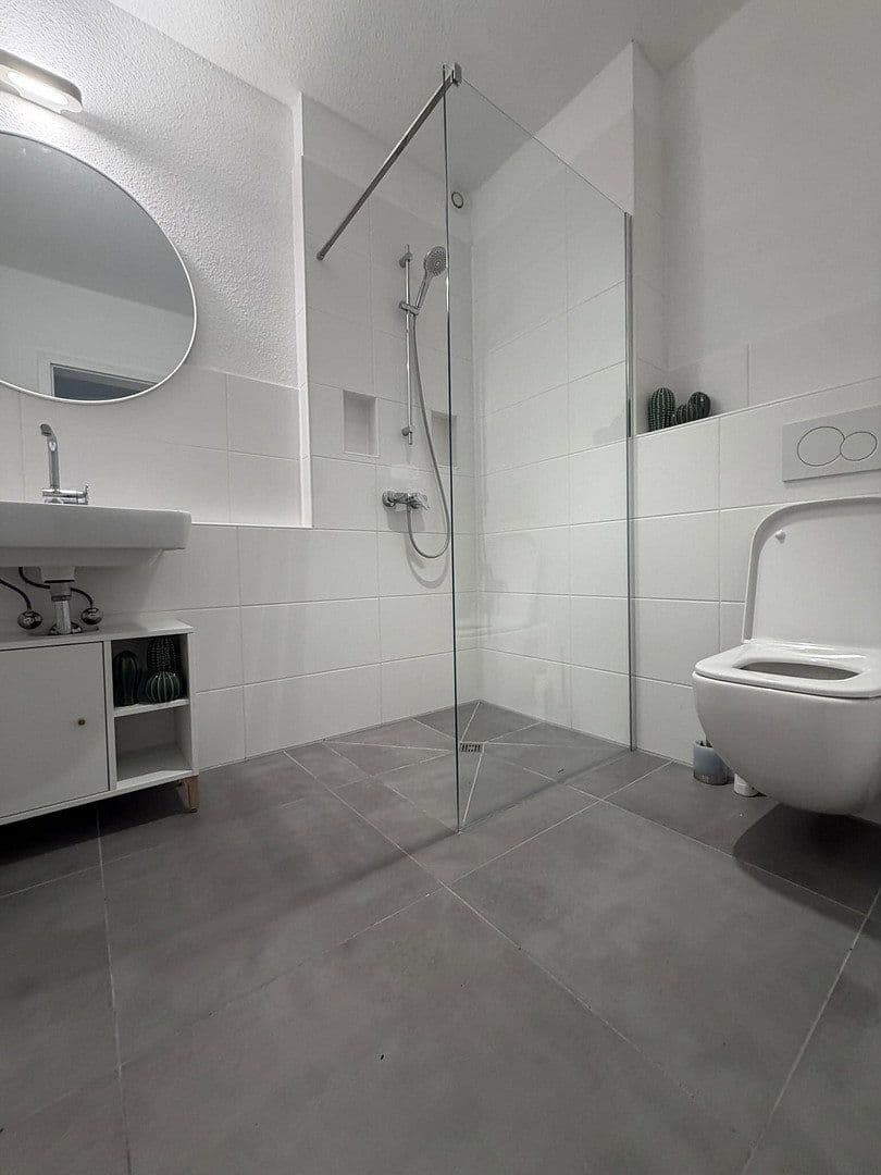 Prenájom bytu 1-izbový 35 m², Lavesstr. 76, Hannover, Dolné Sasko Prenájom bytu 1-izbový 35 m², Lavesstr. 76, Hannover, Dolné Sasko