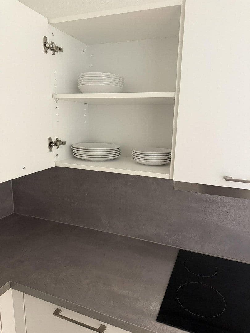 Prenájom bytu 1-izbový 35 m², Lavesstr. 76, Hannover, Dolné Sasko Prenájom bytu 1-izbový 35 m², Lavesstr. 76, Hannover, Dolné Sasko