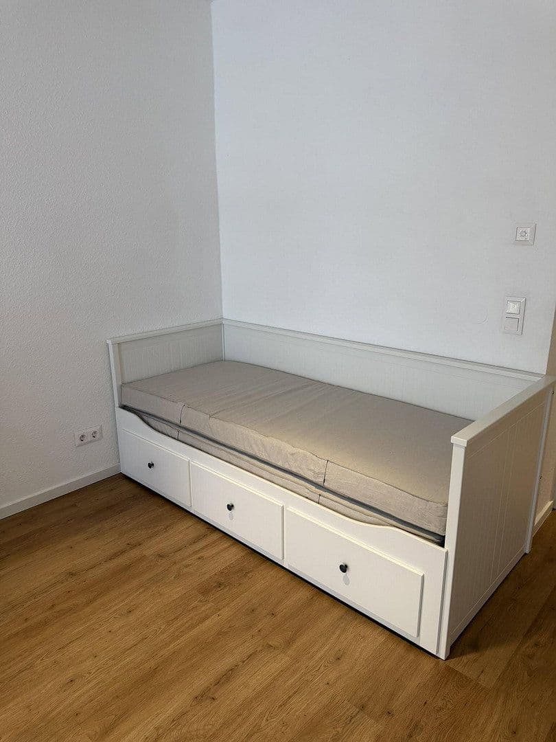 Prenájom bytu 1-izbový 35 m², Lavesstr. 76, Hannover, Dolné Sasko Prenájom bytu 1-izbový 35 m², Lavesstr. 76, Hannover, Dolné Sasko