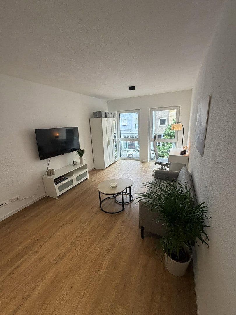 Prenájom bytu 1-izbový 35 m², Lavesstr. 76, Hannover, Dolné Sasko Prenájom bytu 1-izbový 35 m², Lavesstr. 76, Hannover, Dolné Sasko