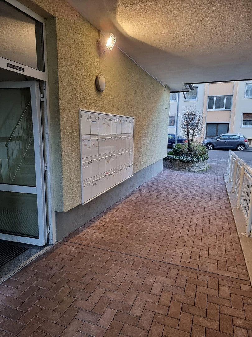 Prenájom bytu 1-izbový 40 m², Breslauer Straße 21, Aschaffenburg, Bavorsko Prenájom bytu 1-izbový 40 m², Breslauer Straße 21, Aschaffenburg, Bavorsko