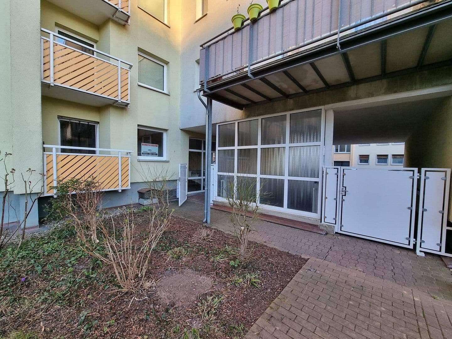 Prenájom bytu 1-izbový 40 m², Breslauer Straße 21, Aschaffenburg, Bavorsko Prenájom bytu 1-izbový 40 m², Breslauer Straße 21, Aschaffenburg, Bavorsko