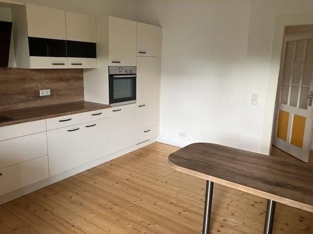 Prenájom bytu 3-izbový 82 m², Sertürnerstraße 36, Hameln, Dolné Sasko Prenájom bytu 3-izbový 82 m², Sertürnerstraße 36, Hameln, Dolné Sasko