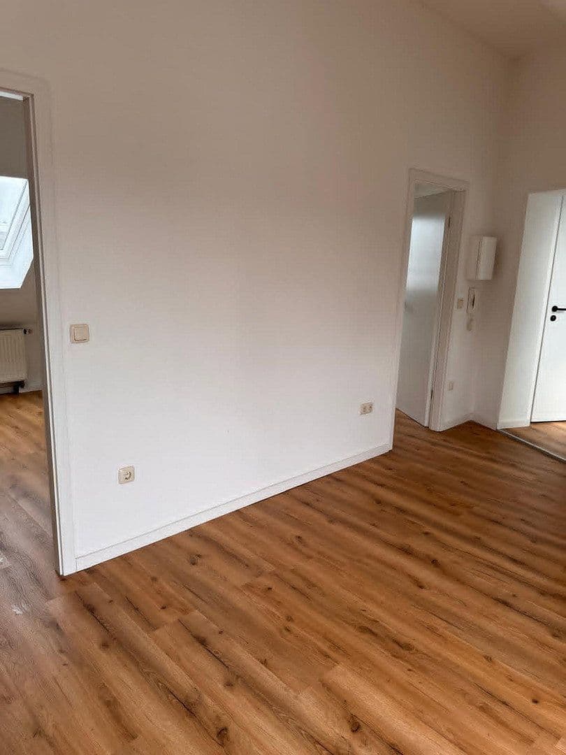 Prenájom bytu 3-izbový 50 m², Koblenzer Straße 17, Löhne, Severné Porýnie - Westfálsko Prenájom bytu 3-izbový 50 m², Koblenzer Straße 17, Löhne, Severné Porýnie - Westfálsko