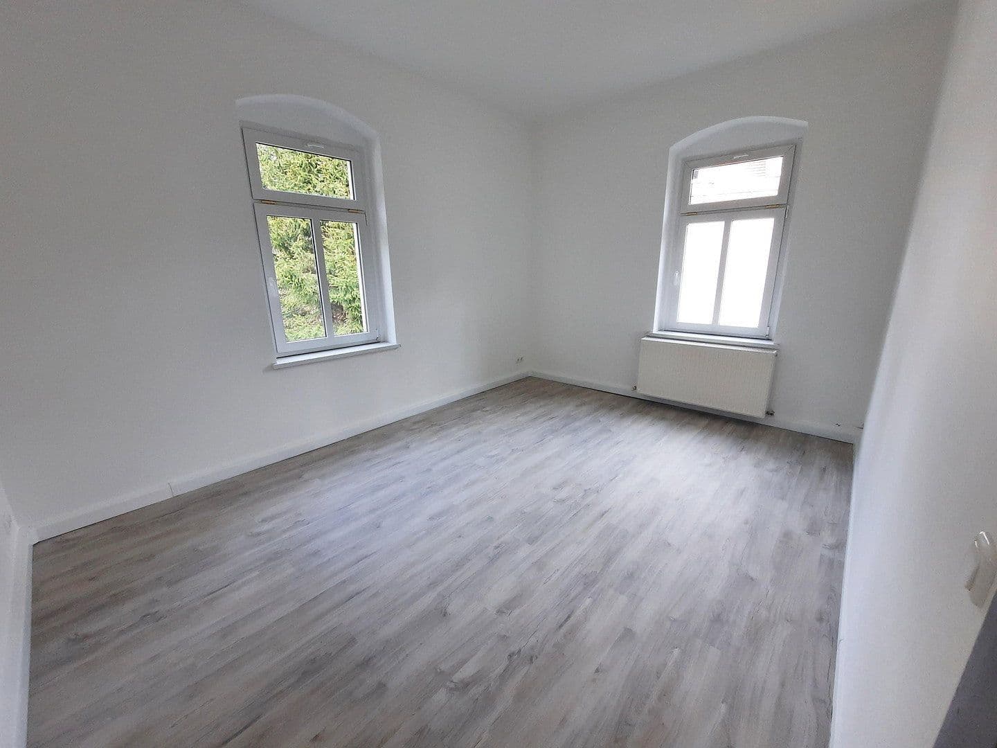 Prenájom bytu 3-izbový 80 m², Dresden, Sasko Prenájom bytu 3-izbový 80 m², Dresden, Sasko