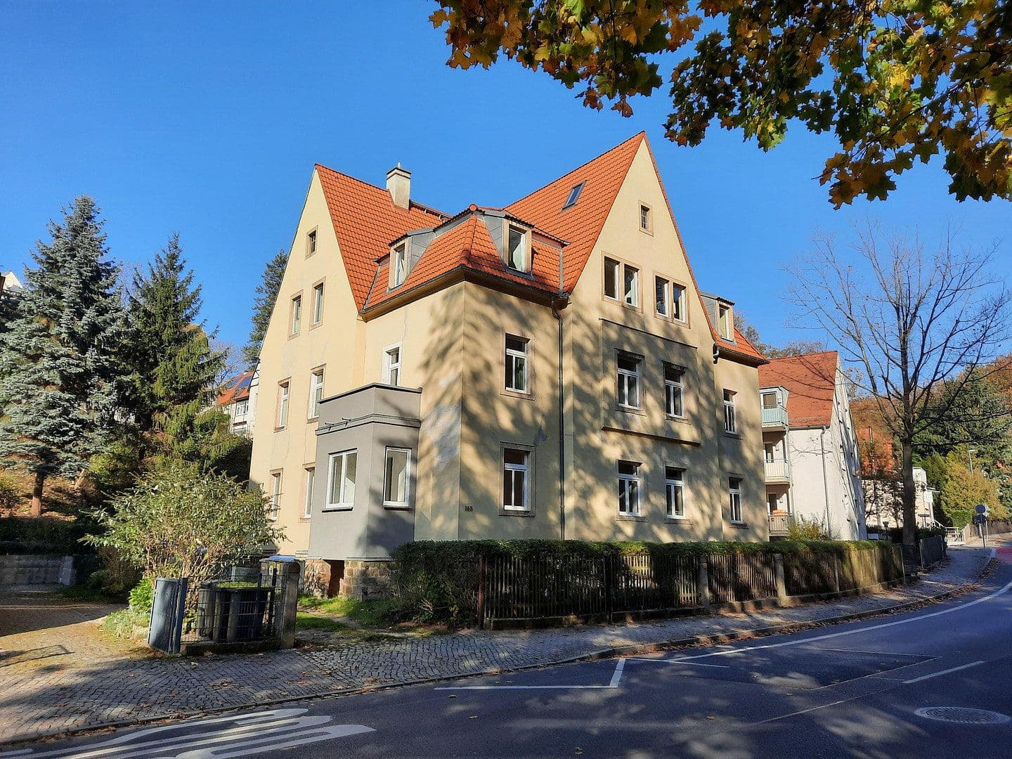 Prenájom bytu 3-izbový 80 m², Dresden, Sasko Prenájom bytu 3-izbový 80 m², Dresden, Sasko