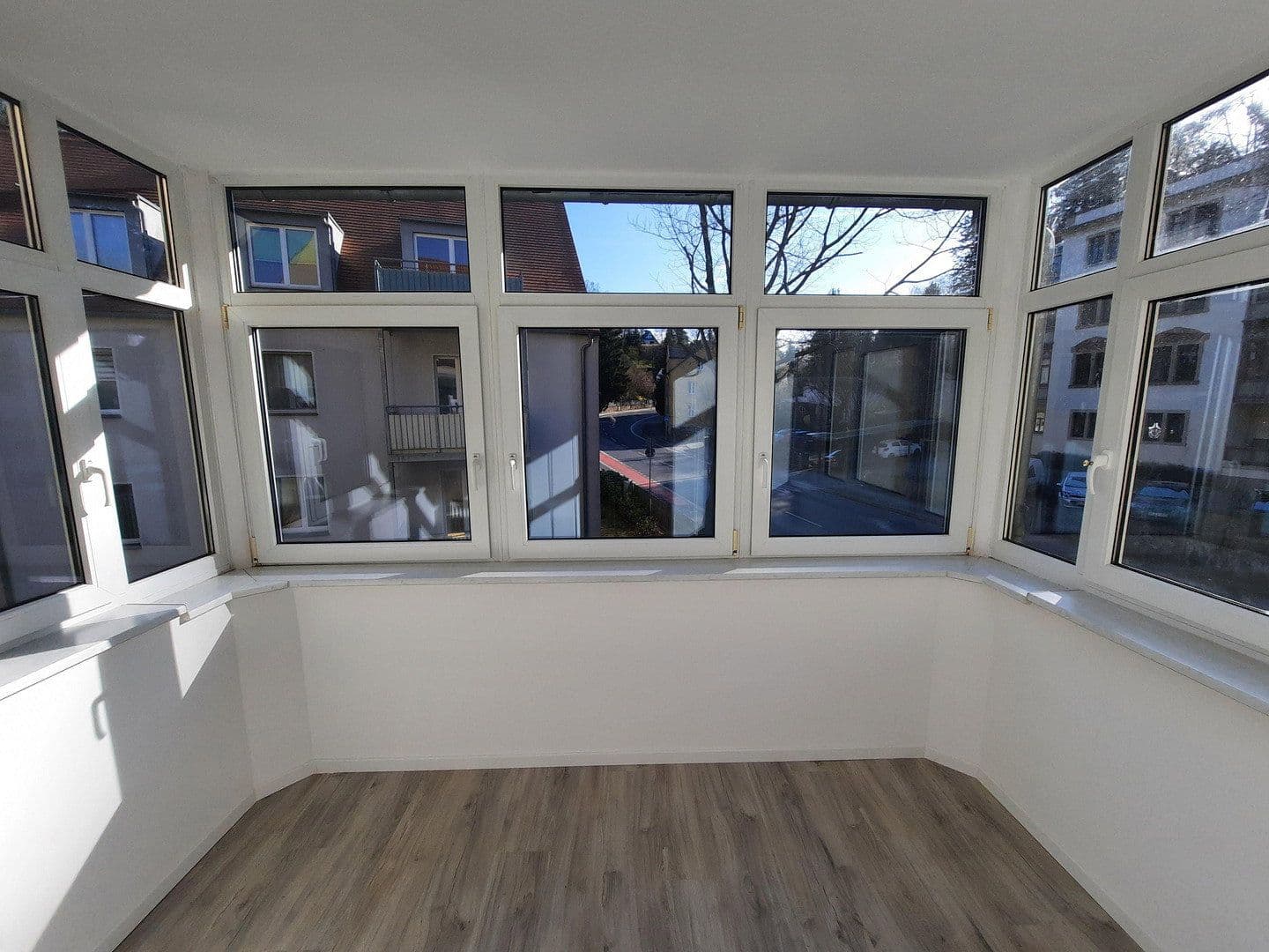 Prenájom bytu 3-izbový 80 m², Dresden, Sasko Prenájom bytu 3-izbový 80 m², Dresden, Sasko