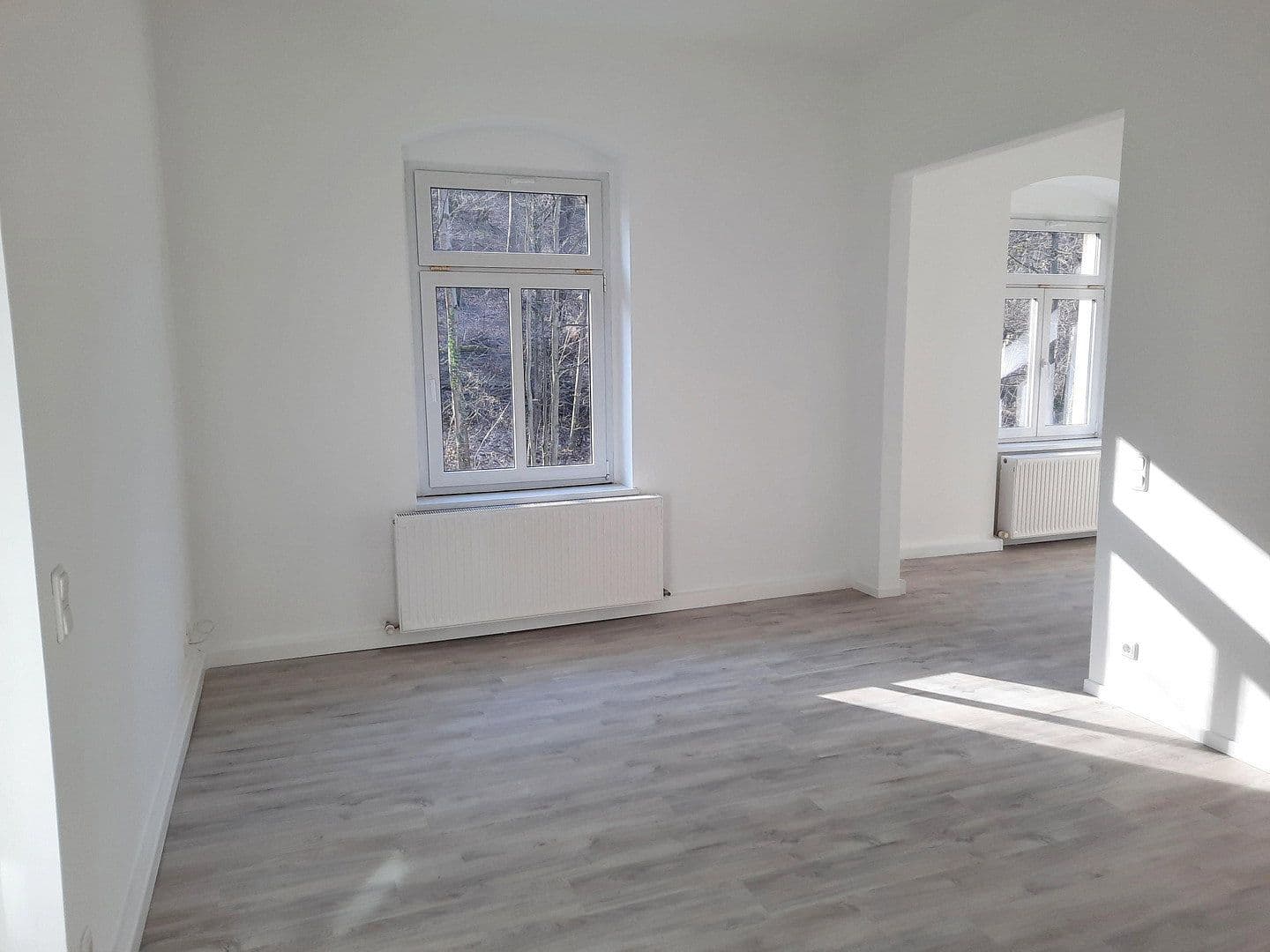 Prenájom bytu 3-izbový 80 m², Dresden, Sasko Prenájom bytu 3-izbový 80 m², Dresden, Sasko