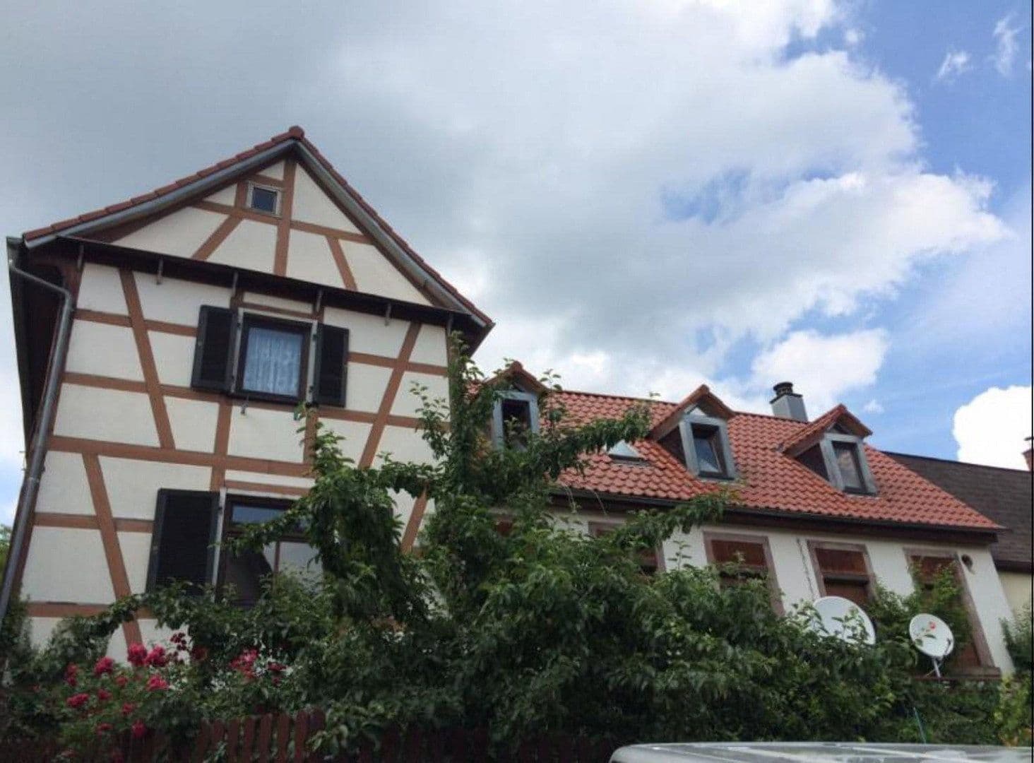 Predaj domu 220 m², pozemek 145 m², Gernsbach, Bádensko-Wurttembersko Predaj domu 220 m², pozemek 145 m², Gernsbach, Bádensko-Wurttembersko