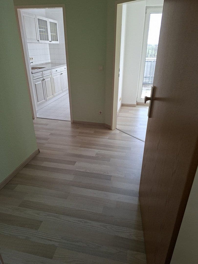 Prenájom bytu 2-izbový 59 m², Albert-Schweitzer-Siedlung 7b, Glauchau, Sasko Prenájom bytu 2-izbový 59 m², Albert-Schweitzer-Siedlung 7b, Glauchau, Sasko