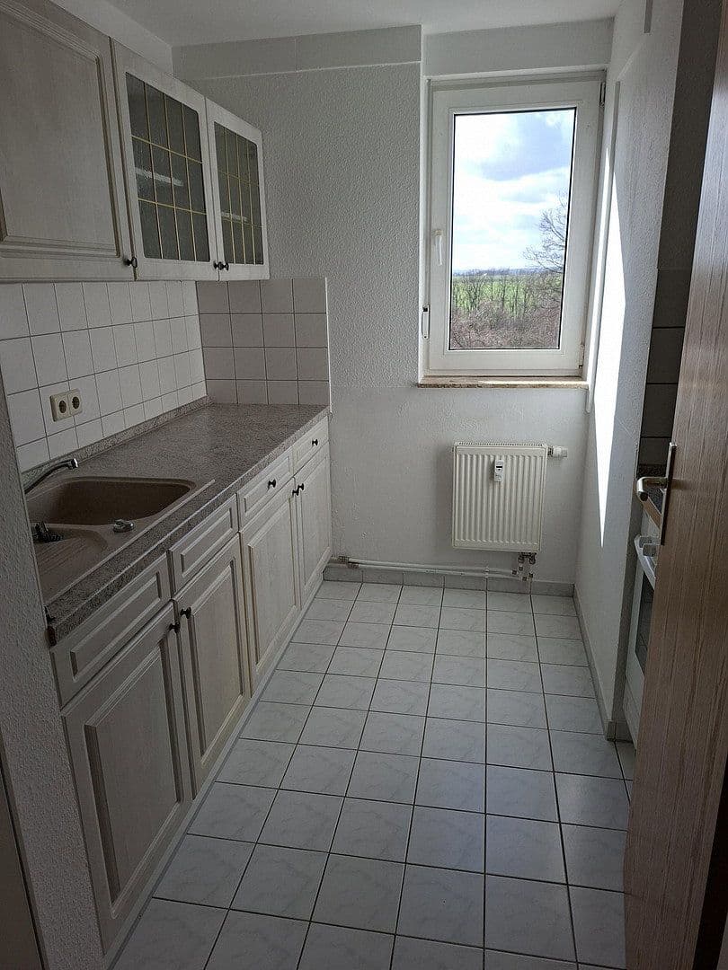 Prenájom bytu 2-izbový 59 m², Albert-Schweitzer-Siedlung 7b, Glauchau, Sasko Prenájom bytu 2-izbový 59 m², Albert-Schweitzer-Siedlung 7b, Glauchau, Sasko